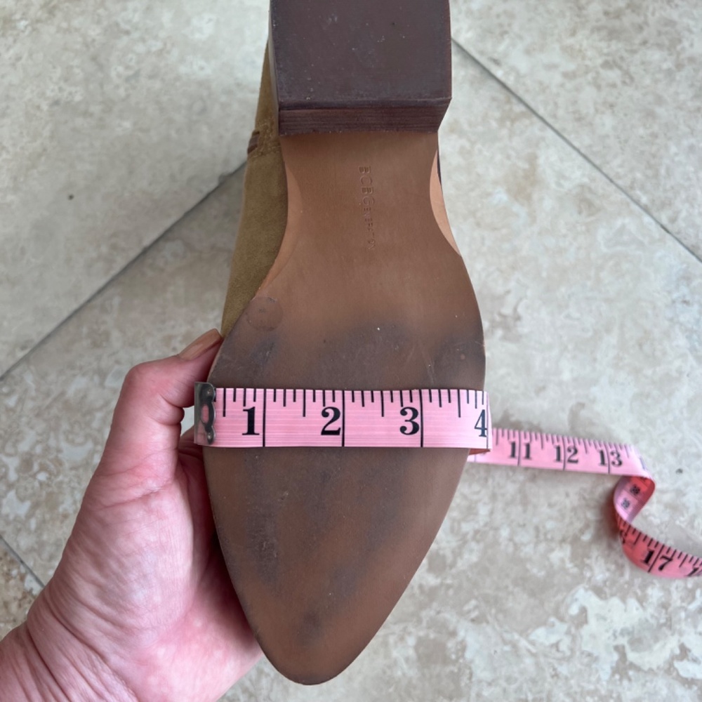 Like New Bcbgeneration Block Heel Bootie, Size 10… - image 8